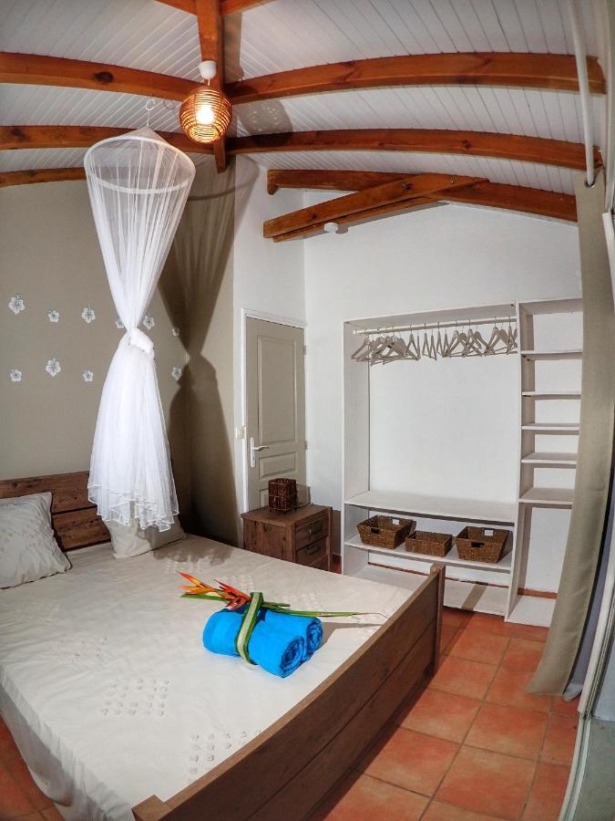 Gite Kaz A Topaze, Piscine, Jardin Tropical Sainte-Rose Exterior foto